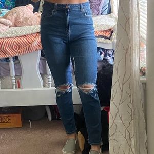 American Eagle mom jeans